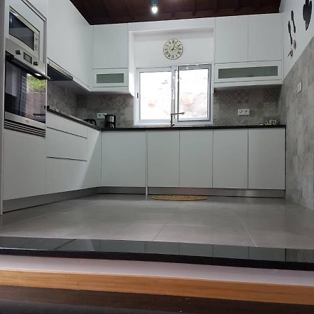 Join Our Relaxed House Near The Beach - Mosteiros Mosteiros  Exterior photo
