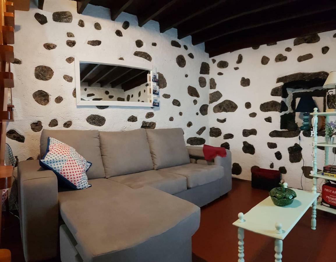 Join Our Relaxed House Near The Beach - Mosteiros Mosteiros  Exterior photo